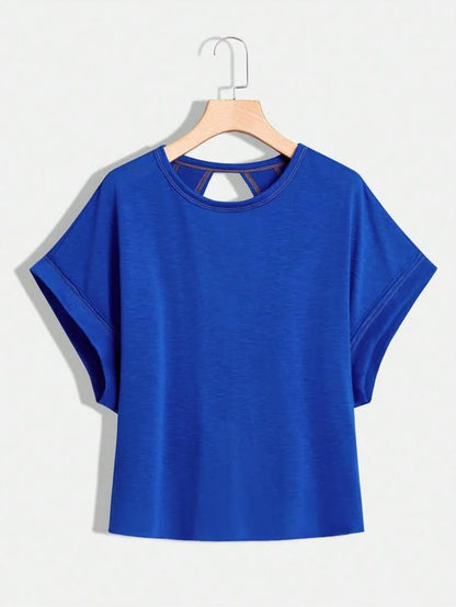 Women's Plain Cut Out Asymmetrical Hem Batwing Sleeve Tee | zäh