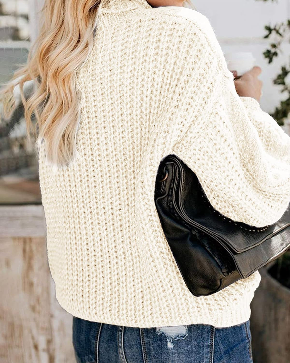 Chic Balloon Sleeve Turtleneck Sweater – Oversized & Cozy