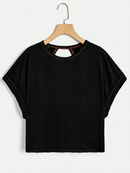 Women's Plain Cut Out Asymmetrical Hem Batwing Sleeve Tee | zäh
